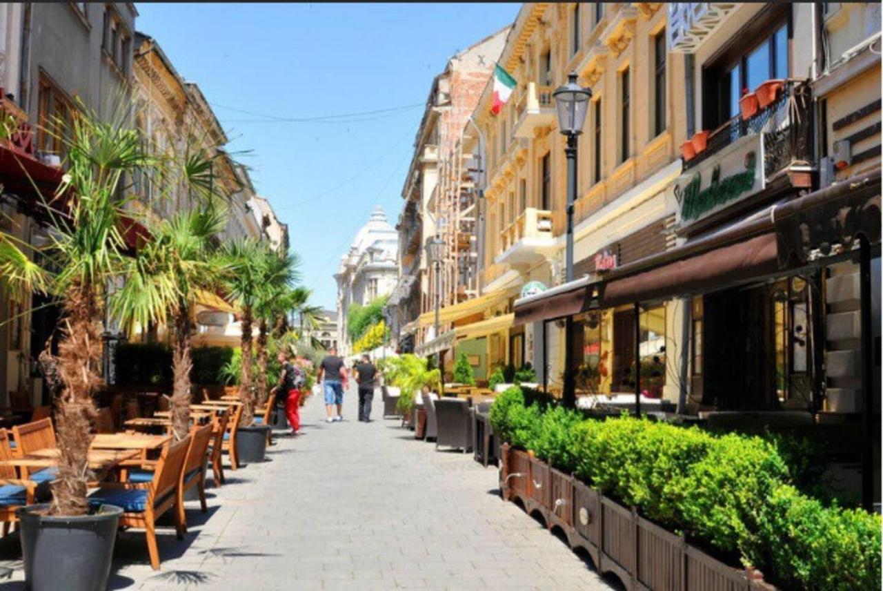 Old Town Apartment With Amazing View From The Balcony Bukarest Exterior foto