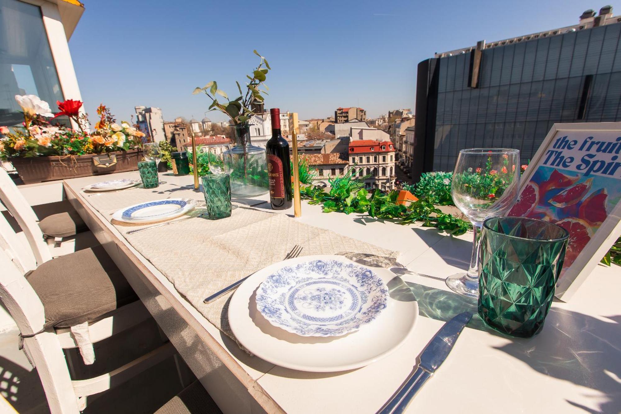 Old Town Apartment With Amazing View From The Balcony Bukarest Exterior foto
