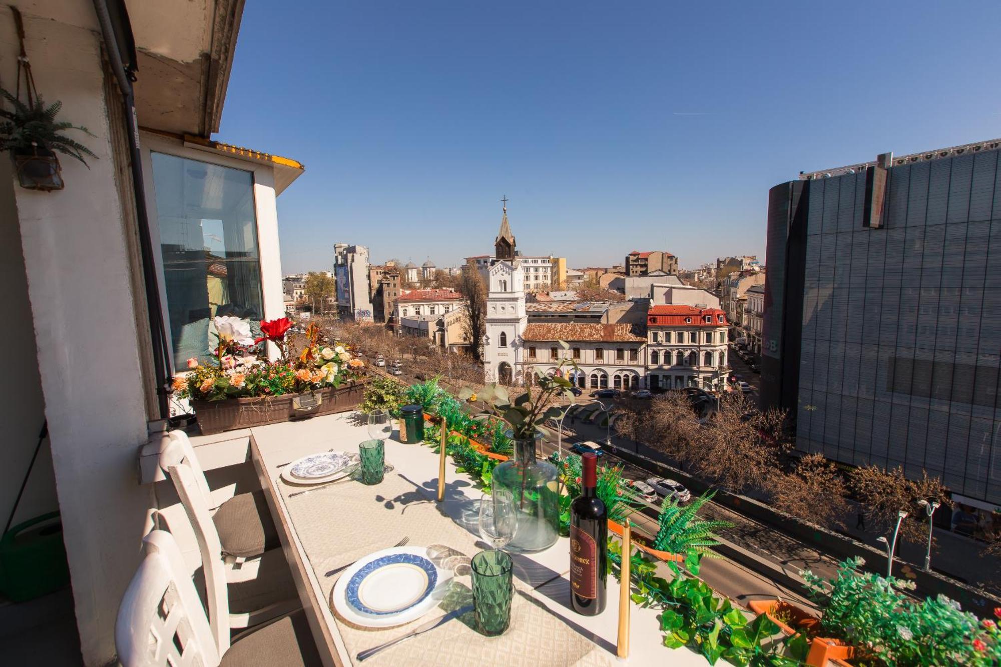 Old Town Apartment With Amazing View From The Balcony Bukarest Exterior foto