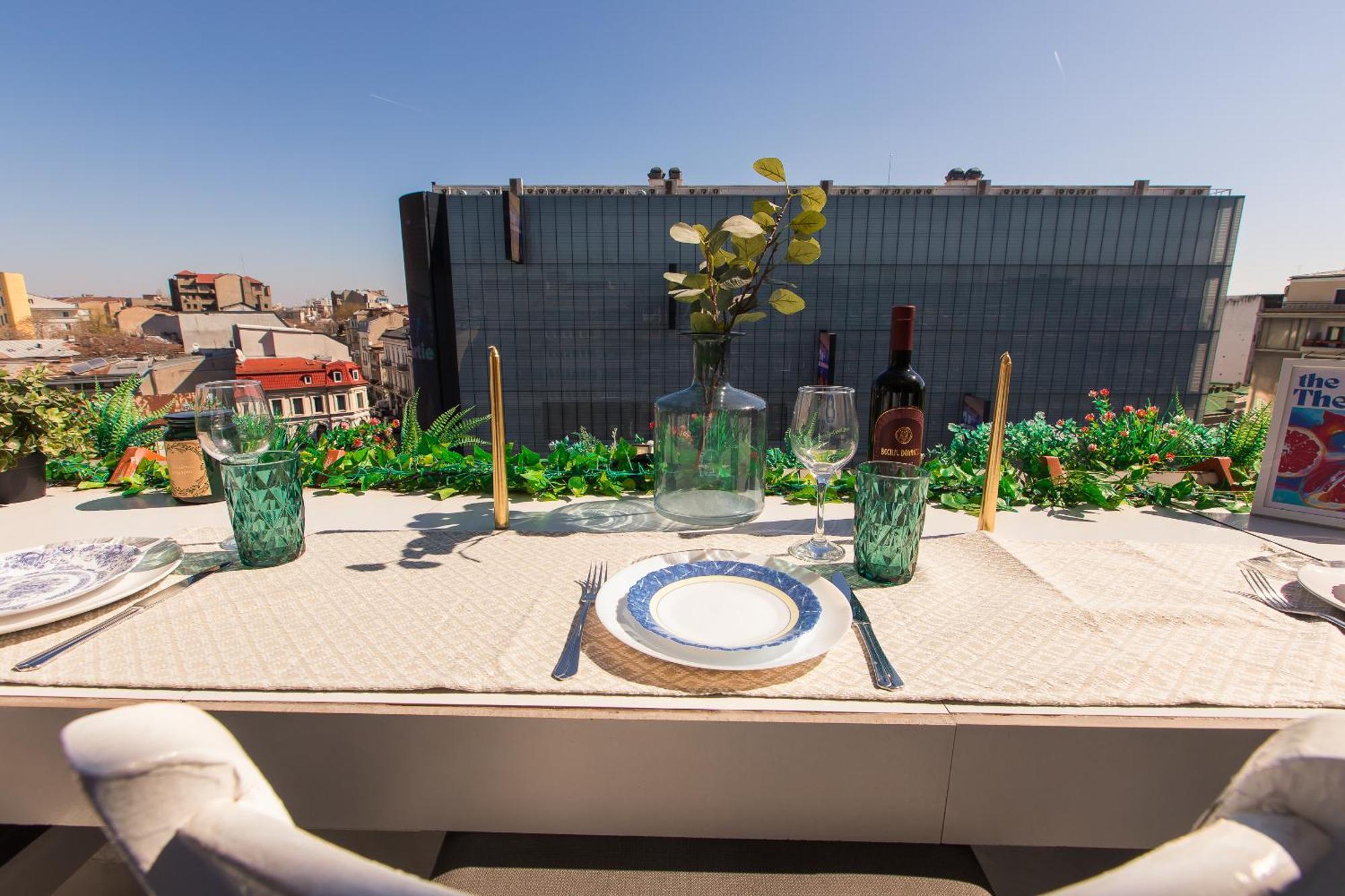Old Town Apartment With Amazing View From The Balcony Bukarest Exterior foto
