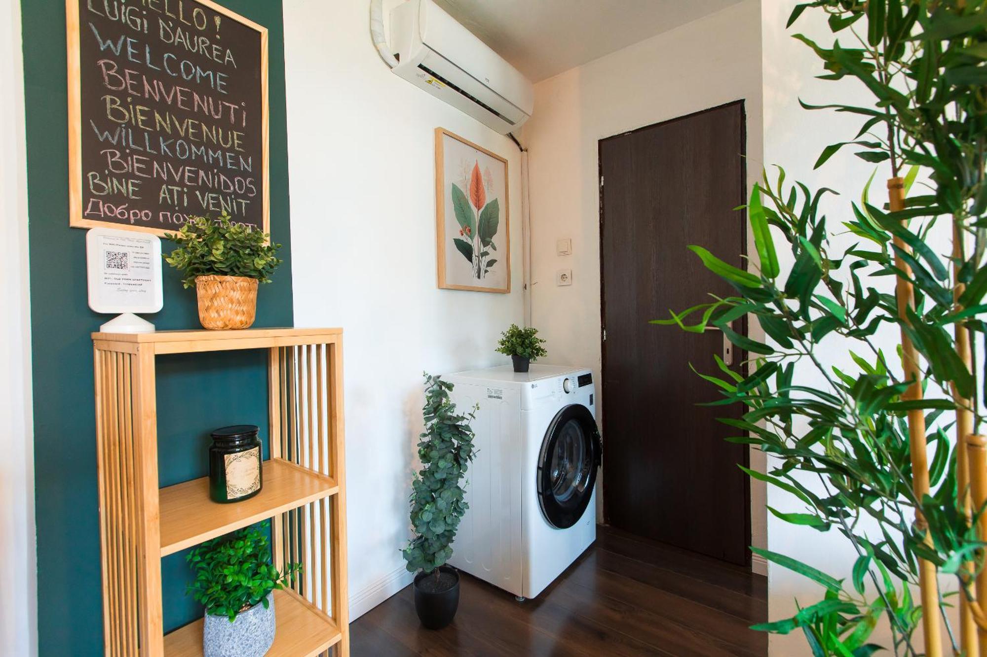 Old Town Apartment With Amazing View From The Balcony Bukarest Exterior foto