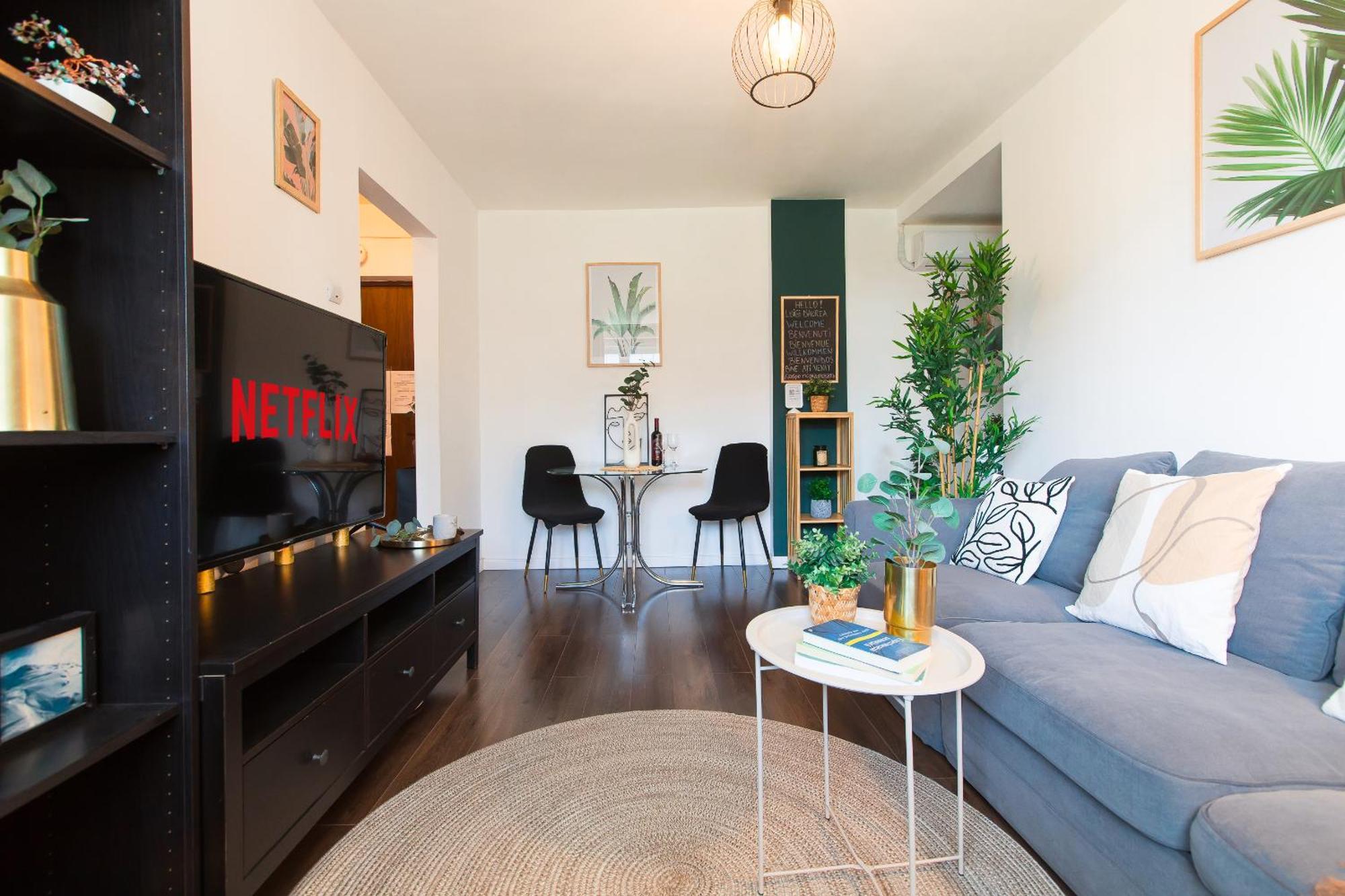 Old Town Apartment With Amazing View From The Balcony Bukarest Exterior foto