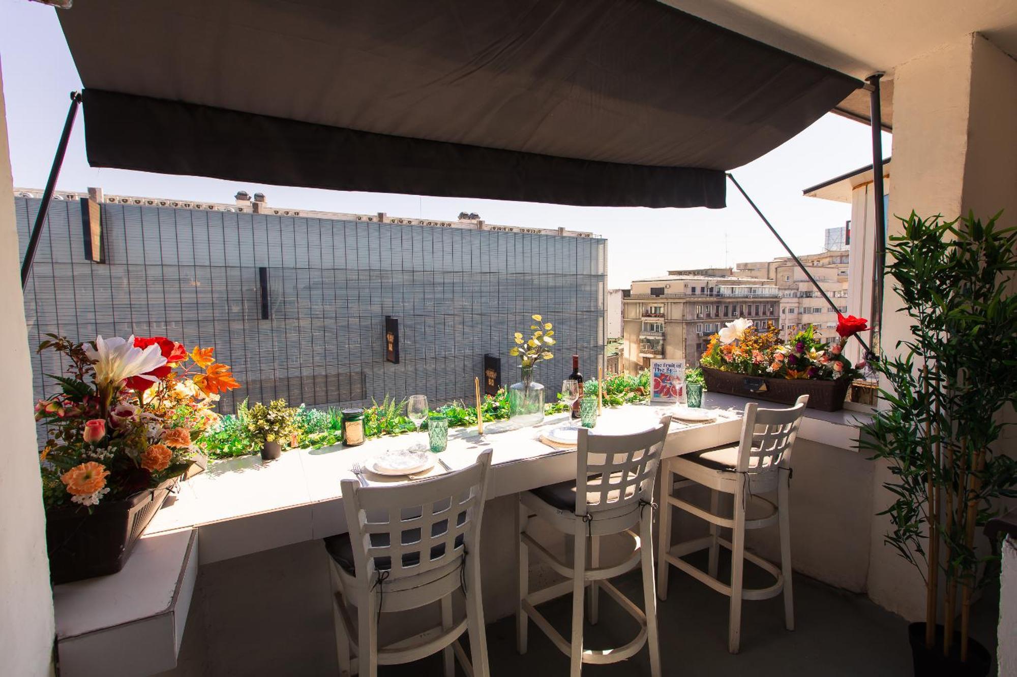 Old Town Apartment With Amazing View From The Balcony Bukarest Exterior foto